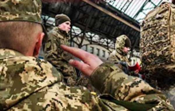Офицер избил подчиненного и делает карьеру: экснардеп рассказал о шокирующем случае Офицер избил подчиненного и делает карьеру: экснардеп рассказал о шокирующем случае