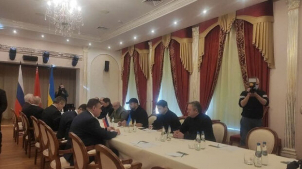 Уже без ультиматумов: у Зеленского заявили о более конструктивном ходе переговоров с россией