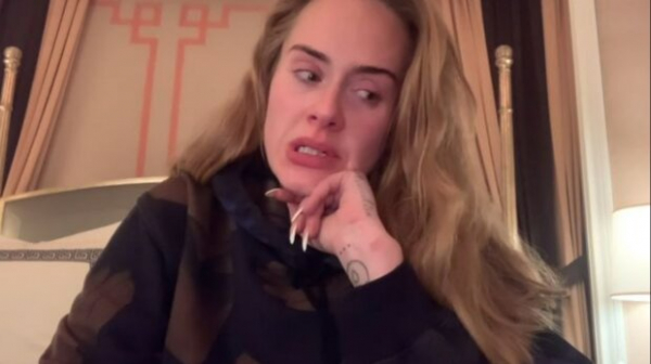"Было ужасно, реакция была жестокой": Адель планирует откровенный документальный фильм. Это конец карьеры? "Было ужасно, реакция была жестокой": Адель планирует откровенный документальный фильм. Это конец карьеры?