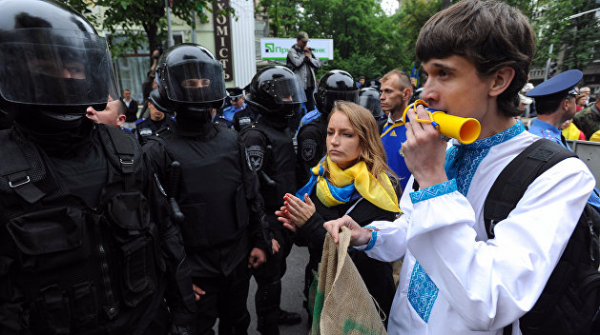 Эксперт объяснил, сколько граждан Украины реально нуждаются в русском языке Эксперт объяснил, сколько граждан Украины реально нуждаются в русском языке
