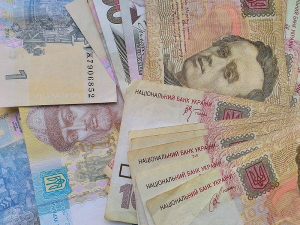 Эксперты рассказали, кому в 2021 году могут повысить зарплаты Эксперты рассказали, кому в 2021 году могут повысить зарплаты