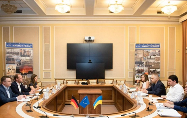 ЕС выделит Украине 100 млн евро на реконструкцию энергосистемы ЕС выделит Украине 100 млн евро на реконструкцию энергосистемы