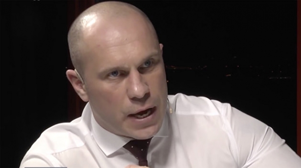 «Еще один сучий потомок»: Кива осудил Шмыгаля за то, что 9 мая для него не праздник «Еще один сучий потомок»: Кива осудил Шмыгаля за то, что 9 мая для него не праздник