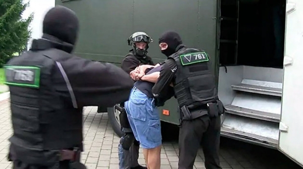 &laquo;Это скажется на наших отношениях&raquo;. Украина отреагировала на возвращение Белоруссией россиян