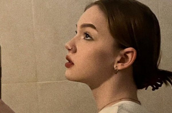 Дочь Жени Кошевого из "Квартала 95" показала, как сделала губки еще до 16 лет: мама поддержала