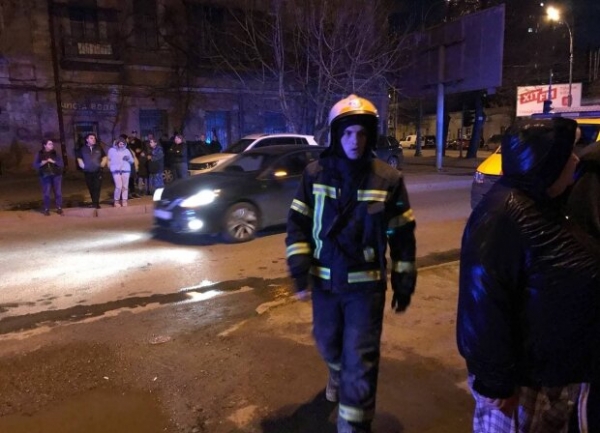В Одессе прогремел мощный взрыв, людей срочно эвакуируют и разбирают завалы
