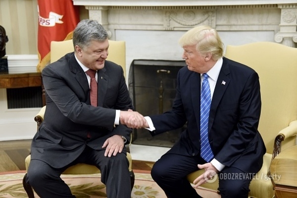 Экс-посол рассказал о первой встрече Трампа и Порошенко: это был огромный успех!
Экс-посол рассказал о первой встрече Трампа и Порошенко: это был огромный успех!