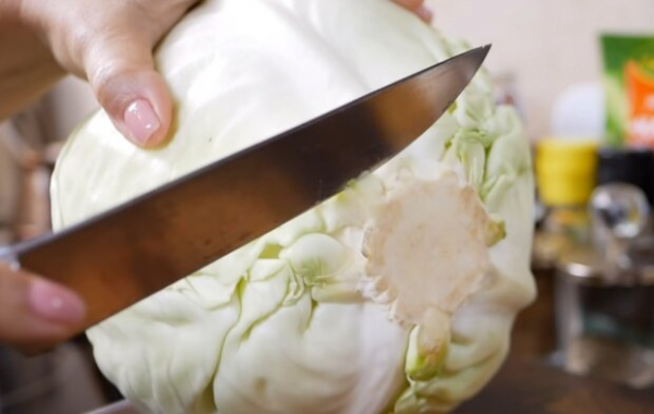 Как заквасить вкусную капусту в банке за три дня: простой рецепт, от которого за уши не оттащишь Как заквасить вкусную капусту в банке за три дня: простой рецепт, от которого за уши не оттащишь