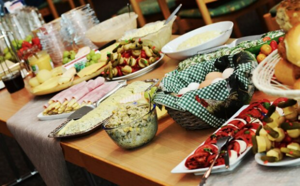 Праздничный стол обеднеет? Украинцам рассказали, подорожают ли продукты перед Пасхой в 2023 году Праздничный стол обеднеет? Украинцам рассказали, подорожают ли продукты перед Пасхой в 2023 году