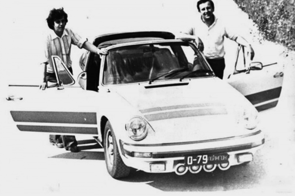 
 Не только Жигули: откуда у ГАИ СССР взялся Porsche 911
 
