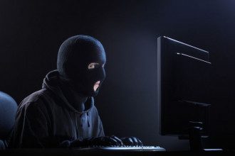 Украина стала лидером по количеству вредоносных Android-приложений

                        