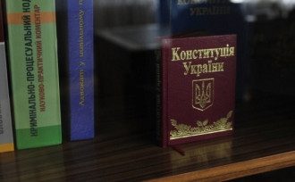 Владимир Зеленский назвал условия для изменения Конституции
Владимир Зеленский назвал условия для изменения Конституции