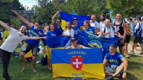 Украинцы получили призовые места в заплыве через Босфор Украинцы получили призовые места в заплыве через Босфор