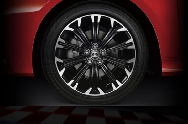 Седан Toyota Corolla сделали лучше, но купить его смогут не все
Седан Toyota Corolla сделали лучше, но купить его смогут не все
