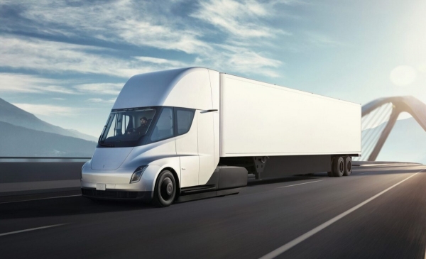 Илон Маск: самая необычная Tesla готова к производству
Илон Маск: самая необычная Tesla готова к производству