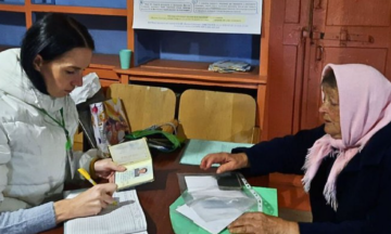 К пенсиям начислят по 3250 грн: кому ждать "подарков" в ноябре и декабре К пенсиям начислят по 3250 грн: кому ждать "подарков" в ноябре и декабре