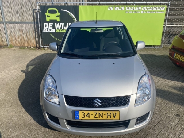 Новый Suzuki Swift за 7000 евро привлёк внимание автоэкспертов
Новый Suzuki Swift за 7000 евро привлёк внимание автоэкспертов