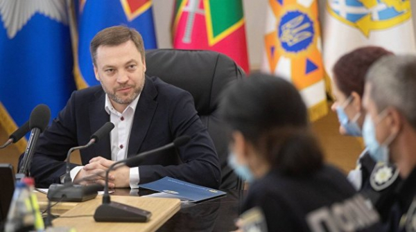Фантазии в форме утопии. Глава МВД Монастырский мечтает по методу Зеленского Фантазии в форме утопии. Глава МВД Монастырский мечтает по методу Зеленского