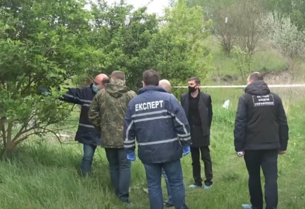 Кто погиб и что известно: копы обнародовали видео с места расстрела военных на Житомирщине Кто погиб и что известно: копы обнародовали видео с места расстрела военных на Житомирщине