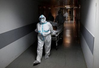 Цифра шокирующая: в СНБО спрогнозировали пик волны коронавируса
Цифра шокирующая: в СНБО спрогнозировали пик волны коронавируса