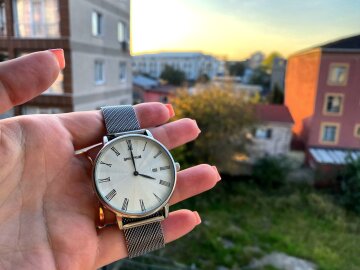 Последний перевод стрелок: когда Украины перейдет на зимнее время в 2024 году Последний перевод стрелок: когда Украины перейдет на зимнее время в 2024 году