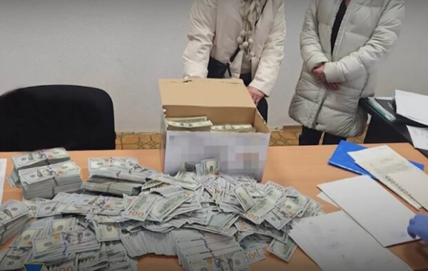 Экспредседатель Черниговской ВЛК, у которого во время обысков нашли млн долларов, судится за каждую копейку с Пенсионным Фондом Экспредседатель Черниговской ВЛК, у которого во время обысков нашли млн долларов, судится за каждую копейку с Пенсионным Фондом