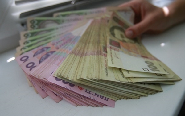 Госдолг Украины за месяц вырос на 86 миллиардов Госдолг Украины за месяц вырос на 86 миллиардов