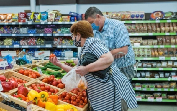 Госстат зафиксировал снижение цен на продукты питания Госстат зафиксировал снижение цен на продукты питания