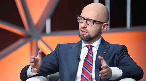 Яценюк заявил, что Россия превращает ГТС Украины в металлолом Яценюк заявил, что Россия превращает ГТС Украины в металлолом