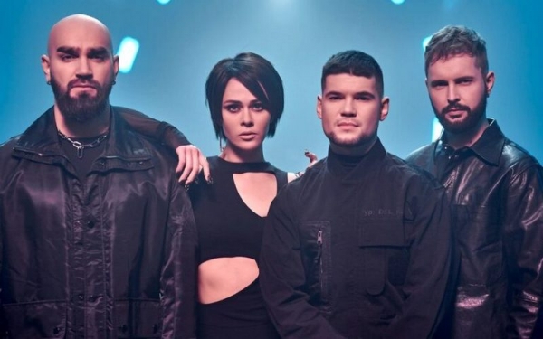 Юлия Санина удивила короткой стрижкой в новом клипе The Hardkiss