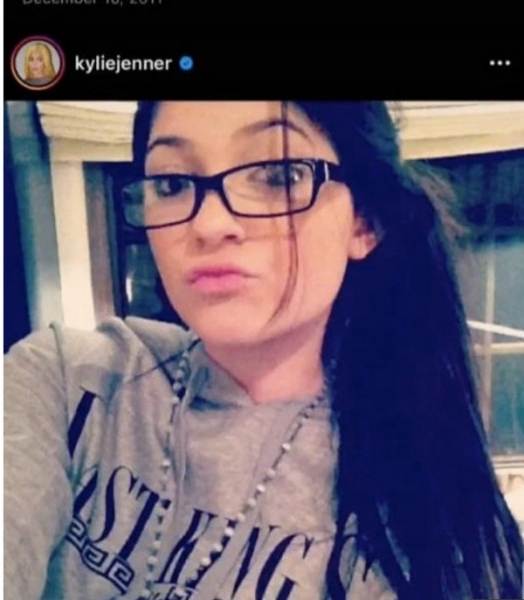 Кайли Дженнер не узнали на ее первых снимках в Instagram Кайли Дженнер не узнали на ее первых снимках в Instagram