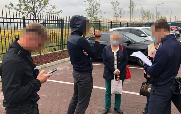 Киевских полицейских подозревают в задержании человека с целью выкупа Киевских полицейских подозревают в задержании человека с целью выкупа