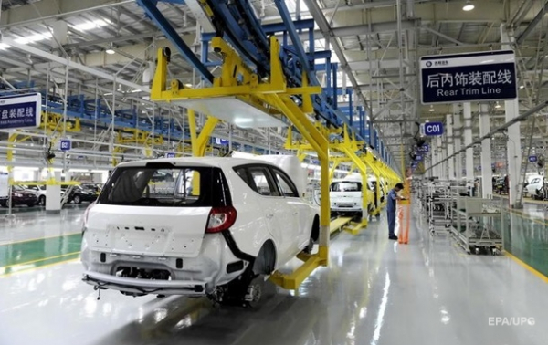 Китай впервые отправил на экспорт свыше 2 млн автомобилей
