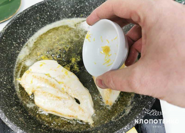 Куриное филе как в ресторане: рецепт Евгения Клопотенко Куриное филе как в ресторане: рецепт Евгения Клопотенко