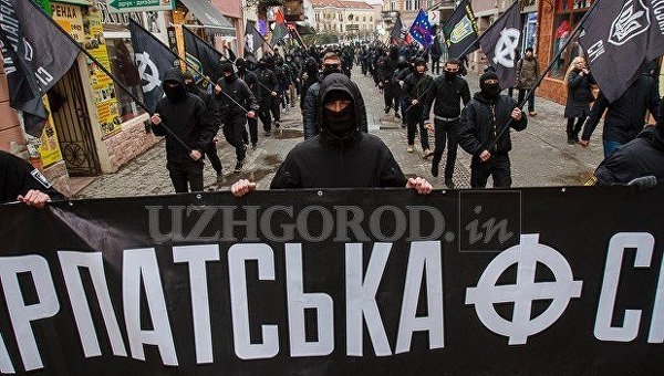 "Мадьяр на ножи!" Хроника противостояния украинских националистов венграм Закарпатья "Мадьяр на ножи!" Хроника противостояния украинских националистов венграм Закарпатья