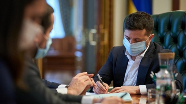 Майские на карантине. Обзор политических событий на Украине 2–8 мая Майские на карантине. Обзор политических событий на Украине 2–8 мая