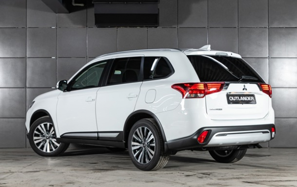 Mitsubishi OutlanderРеклама Mitsubishi OutlanderРеклама