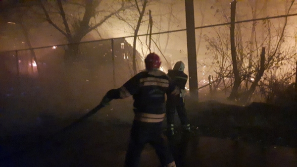 На Луганщине стремительно распространяется пожар: 4 погибших, под угрозой 22 населенных пункта