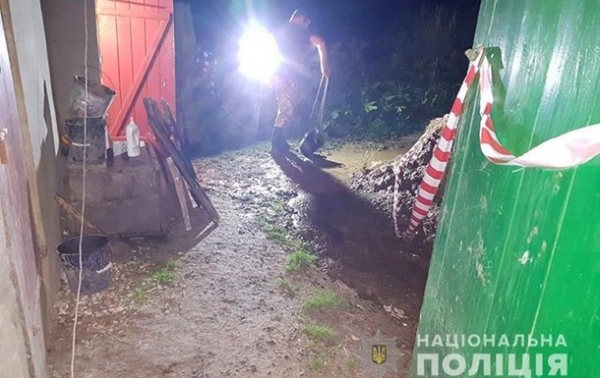 На Тернопольщине женщина выбросила новорожденного ребенка в туалет На Тернопольщине женщина выбросила новорожденного ребенка в туалет