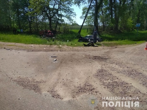 На Житомирщине Mitsubishi столкнулся с Daewoo Lanos: четверо погибших На Житомирщине Mitsubishi столкнулся с Daewoo Lanos: четверо погибших