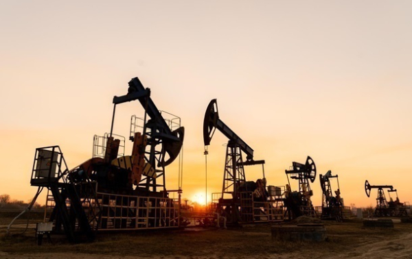 Нефть резко подешевела на новостях из Израиля Нефть резко подешевела на новостях из Израиля