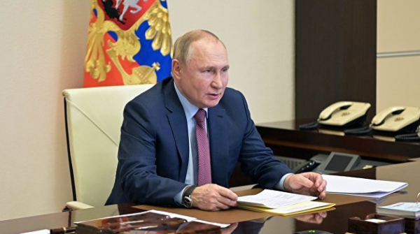 Независимого суда на Украине попросту нет - Путин