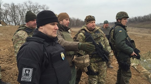 Оборотни. Как неонацисты Украины получили боевой опыт и навыки в системе МВД Оборотни. Как неонацисты Украины получили боевой опыт и навыки в системе МВД