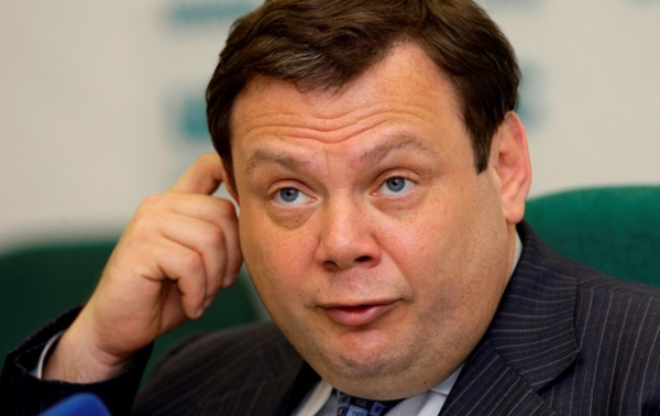 Олигархи, которые помогают ВПК России, до сих пор владеют активами в Украине Олигархи, которые помогают ВПК России, до сих пор владеют активами в Украине