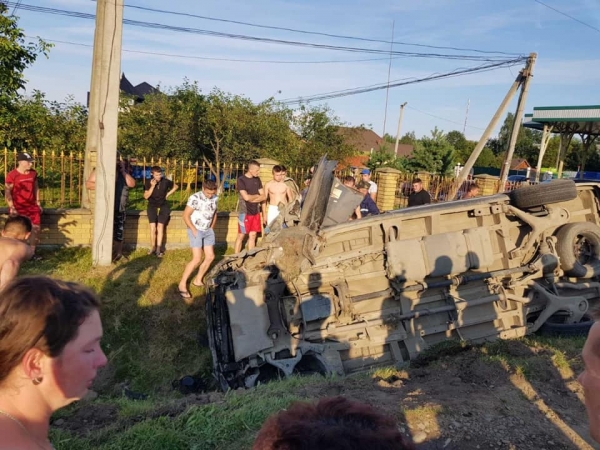 Пьяное ДТП на Прикарпатье: погибла семья с ребенком