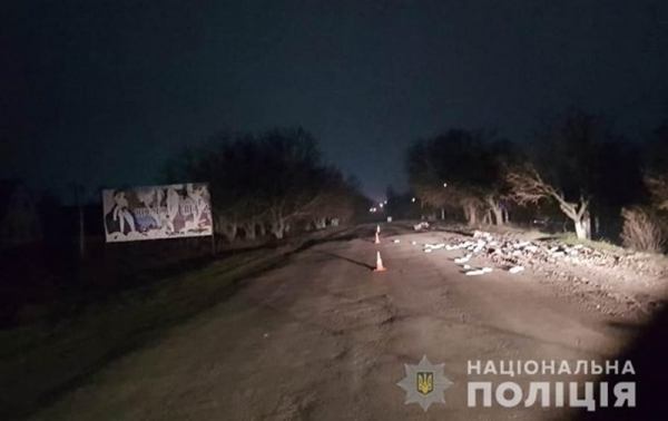 Под Одессой водитель сбил насмерть велосипедиста и пытался скрыться с места ДТП с его телом Под Одессой водитель сбил насмерть велосипедиста и пытался скрыться с места ДТП с его телом