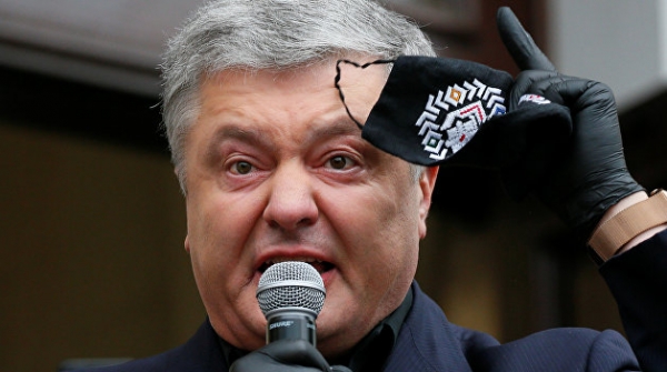 Порошенко раскритиковал Зеленского и заявил, что князь Владимир создал «европейскую» Украину Порошенко раскритиковал Зеленского и заявил, что князь Владимир создал «европейскую» Украину