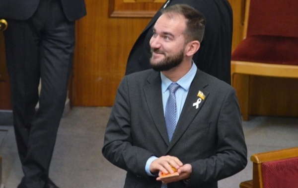Посадки и пиво. Делу нардепа Юрченко дали ходСюжет Посадки и пиво. Делу нардепа Юрченко дали ходСюжет