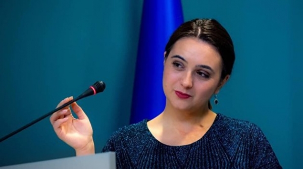 Пресс-секретарь Зеленского необычным образом укрепила гривну