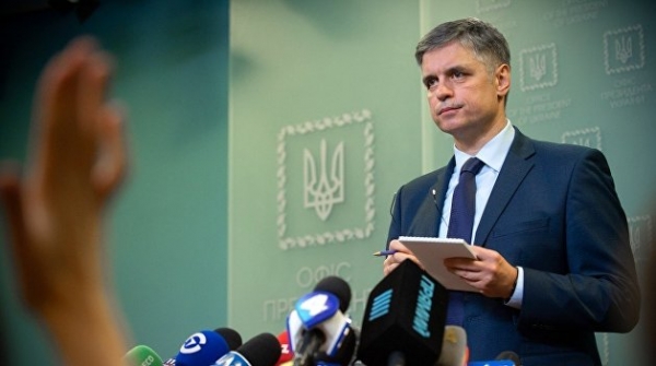 Пристайко &laquo;снял&raquo; все запреты для украинских гастарбайтеров, но выехать на работу все равно нельзя
